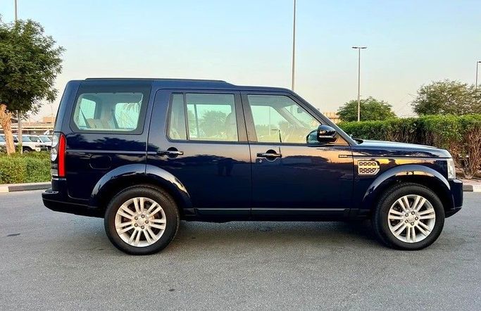 Подержанный Land Rover Discovery P340 IV Рестайлинг, 3.0 л, 2014 в Дубае от Designo Cars Trading Синий цвет. GCC | AUTO.AE