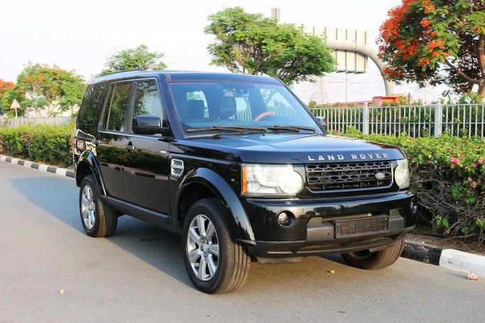 Used Land Rover Discovery P340 IV Facelift, 3.0 l, 2013 in Dubai by Power Wagon Motors, Black color. GCC Specs | AUTO.AE