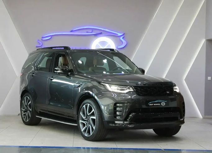 مستعملة Land Rover Discovery P360 فيس ليفت V, 3.0 l, 2024 في في دبي من Hot Wheel Used Motors، اللون رمادي. مواصفات الخليج | AUTO.AE | إعلان #258958
