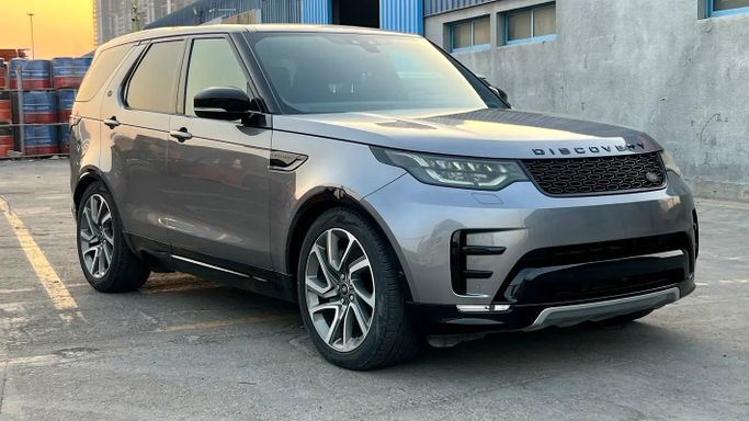 جديدة Land Rover Discovery فيس ليفت V, 3.0 l, 2020 في في دبي من BILGATTI AUTO، اللون رمادي.  | AUTO.AE | إعلان #271666