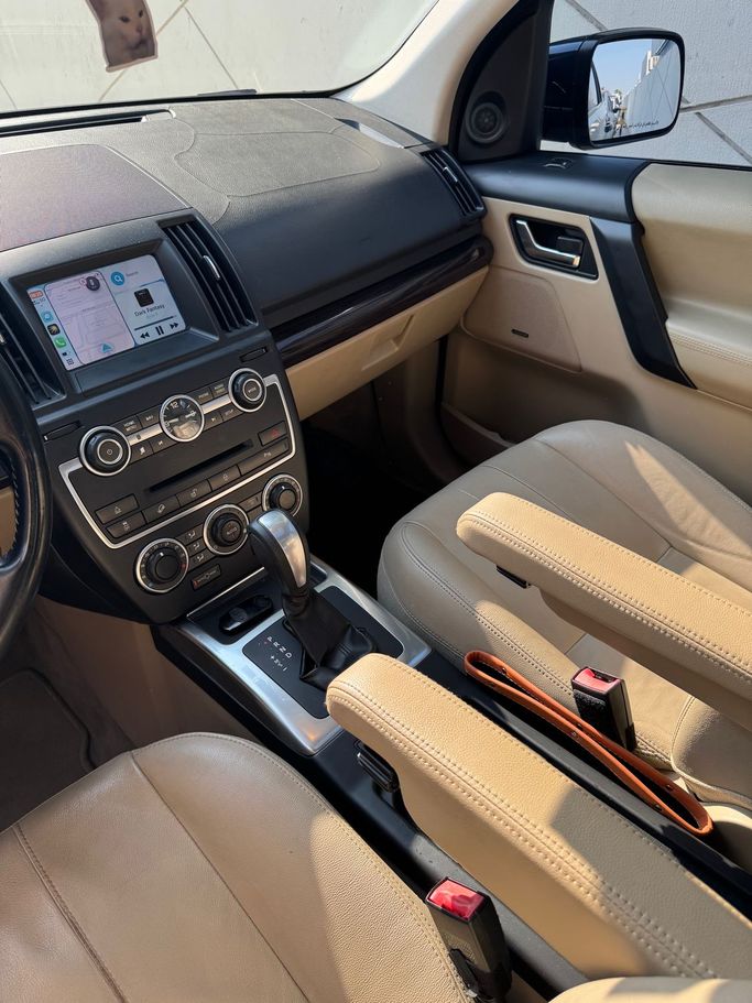 Подержанный Land Rover Freelander II Рестайлинг 2, 2.0 л, 2013 в Дубае Синий цвет. GCC | AUTO.AE