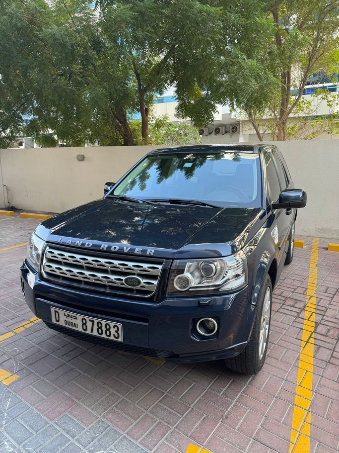 Подержанный Land Rover Freelander II Рестайлинг 2, 2.0 л, 2013 в Дубае Синий цвет. GCC | AUTO.AE