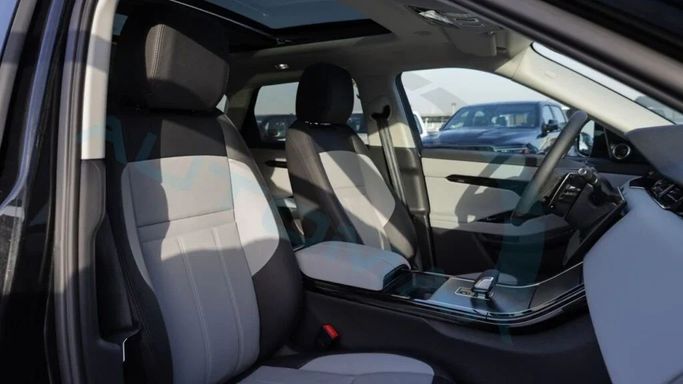 New Land Rover Range Rover Evoque P200 MHEV Long II Facelift, 2.0 l, 2024 in Dubai by Auto Max Group, Black color. European Specs | AUTO.AE