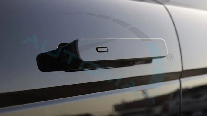 New Land Rover Range Rover Evoque P200 MHEV Long II Facelift, 2.0 l, 2024 in Dubai by Auto Max Group, Black color. European Specs | AUTO.AE