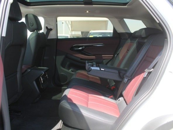 Новый Land Rover Range Rover Evoque P300e (PHEV) II, 1.5 л, 2022 в Дубае от Titanum Cars Белый цвет. Other | AUTO.AE