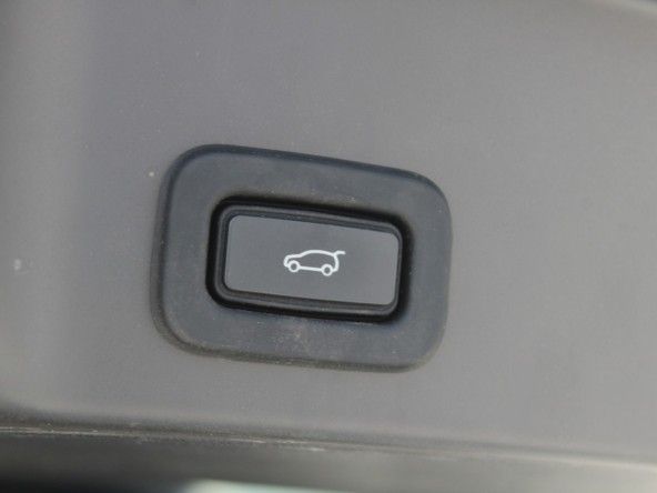 Новый Land Rover Range Rover Evoque P300e (PHEV) II, 1.5 л, 2022 в Дубае от Titanum Cars Белый цвет. Other | AUTO.AE