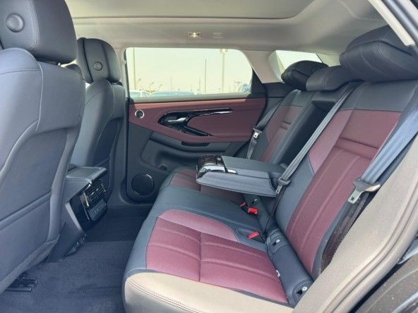 Новый Land Rover Range Rover Evoque P250 II Рестайлинг, 2.0 л, 2025 в Дубае от Titanum Cars Черный цвет. Other | AUTO.AE