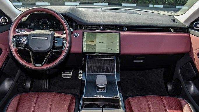 Новый Land Rover Range Rover Evoque P250 II Рестайлинг, 2.0 л, 2024 в Дубае от Simurgh Cars Белый цвет. Китайская | AUTO.AE