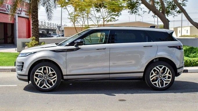 Новый Land Rover Range Rover Evoque P250 II Рестайлинг, 2.0 л, 2024 в Дубае от Simurgh Cars Серебристый цвет. Китайская | AUTO.AE