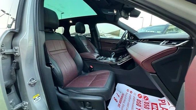 Подержанный Land Rover Range Rover Evoque P250 II, 2.0 л, 2020 в Дубае от Platform Used Cars Серый цвет. GCC | AUTO.AE