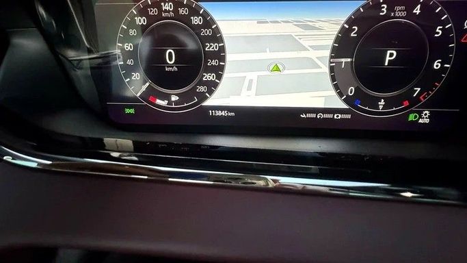 Подержанный Land Rover Range Rover Evoque P250 II, 2.0 л, 2020 в Дубае от Platform Used Cars Серый цвет. GCC | AUTO.AE