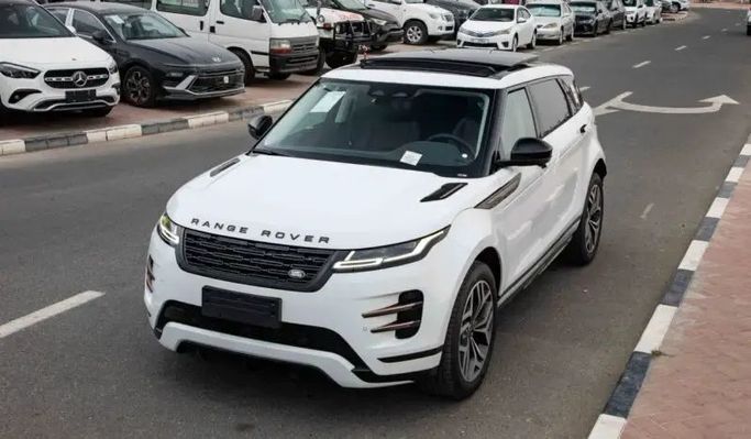 جديدة Land Rover Range Rover Evoque P250 فيس ليفت الثاني, 2.0 l, 2025 في في دبي من Dresden Motors، اللون أبيض. المواصفات الصينية | AUTO.AE | إعلان #253579