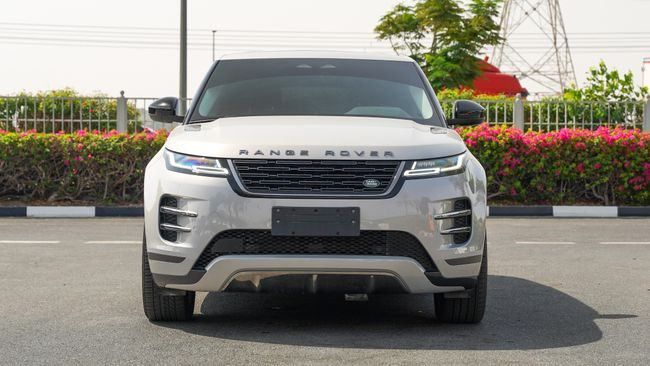 Подержанный Land Rover Range Rover Evoque P250 II Рестайлинг, 2.0 л, 2024 в ОАЭ, Дубай от GT MOTORS Бежевый цвет. Китайская | AUTO.AE | Объявление #272593