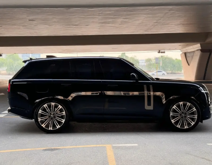Land Rover Range Rover P400 MHEV V (L460), 2024 business suv 5 dr. for rent in Dubai by Left lane rent a car llc, black color | AUTO.AE | Listing #1465