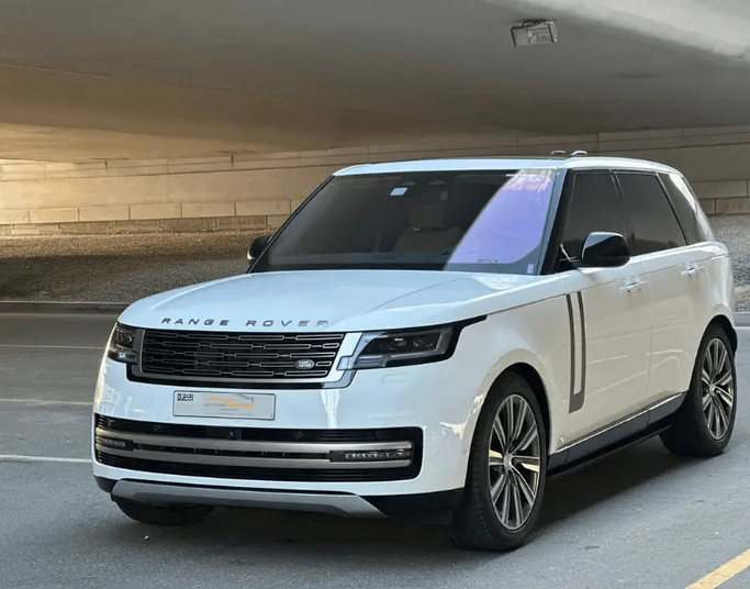 Land Rover Range Rover P400 MHEV V (L460), 2024 business suv 5 dr. for rent in Dubai by Left lane rent a car llc, white color | AUTO.AE | Listing #1466