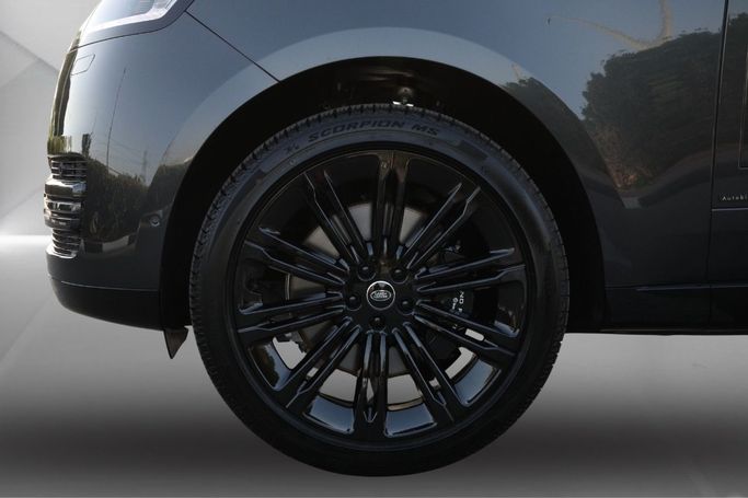 New Land Rover Range Rover P530 MHEV V, 4.4 l, 2025 in Dubai by Mohammad Alkarak Motors, Grey color. GCC Specs | AUTO.AE