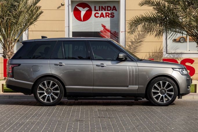 Used Land Rover Range Rover P510 IV, 5.0 l, 2017 in Dubai by Linda Cars, Grey color. GCC Specs | AUTO.AE