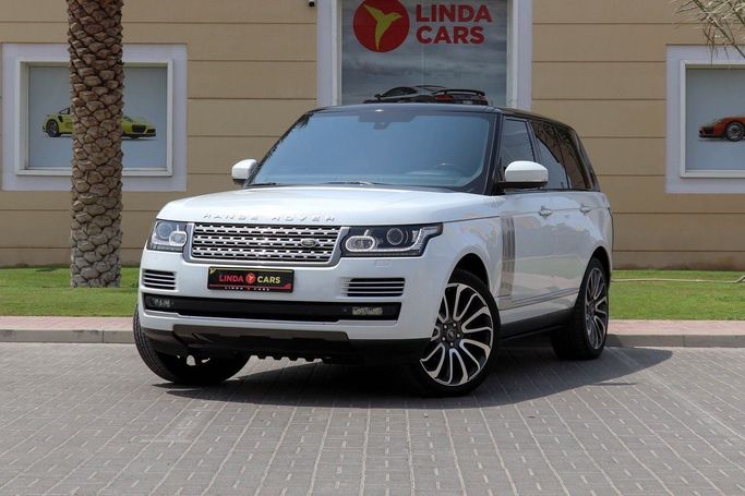 Подержанный Land Rover Range Rover Long IV, 5.0 л, 2015 в Дубае от Linda Cars Белый цвет. GCC | AUTO.AE