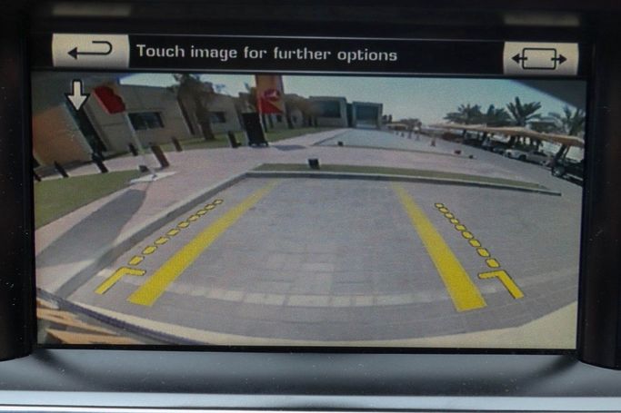 Подержанный Land Rover Range Rover Long IV, 5.0 л, 2015 в Дубае от Linda Cars Белый цвет. GCC | AUTO.AE