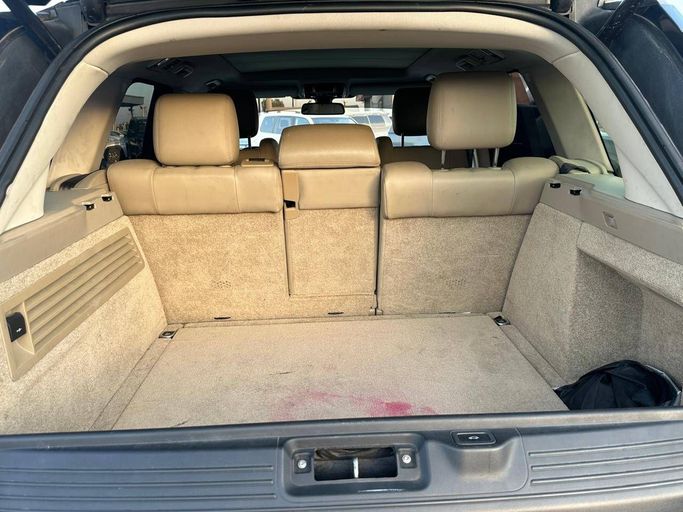 Подержанный Land Rover Range Rover P510 IV, 5.0 л, 2016 в Дубае от Alhamd Motors Черный цвет. GCC | AUTO.AE