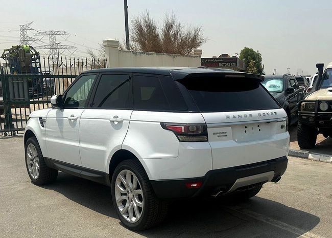 Подержанный Land Rover Range Rover P375 IV, 5.0 л, 2014 в Дубае от Soltan Auto Белый цвет. Американская | AUTO.AE