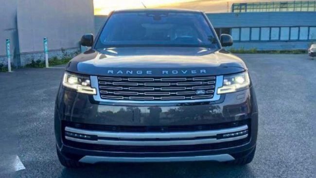 New Land Rover Range Rover P530 MHEV V, 4.4 l, 2022 in Dubai by Falcons GT Motors FZCO, Grey color. Other | AUTO.AE