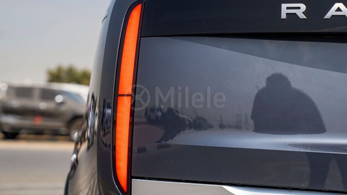 Новый Land Rover Range Rover P460e V, 3.0 л, 2024 в Дубае от Milele Голубой цвет. Other | AUTO.AE