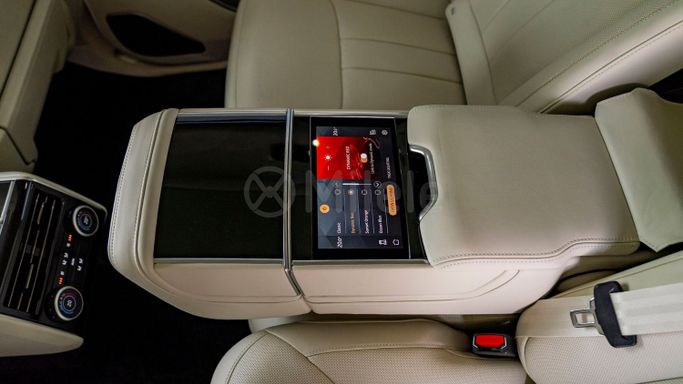 Новый Land Rover Range Rover P460e V, 3.0 л, 2024 в Дубае от Milele Голубой цвет. Other | AUTO.AE