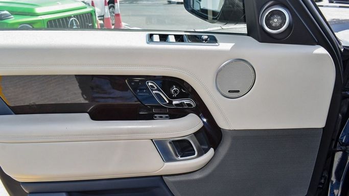 Used Land Rover Range Rover P400 MHEV IV Facelift, 2.0 l, 2022 in Dubai by Saad Idan Motors, Blue color. European Specs | AUTO.AE