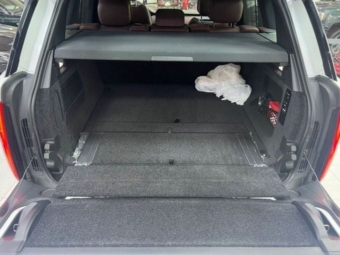 Used Land Rover Range Rover P530 MHEV V, 4.4 l, 2023 in Dubai by Quatro Motors, White color.  | AUTO.AE