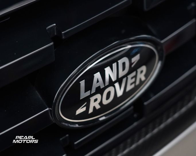 Новый Land Rover Range Rover P615 MHEV V, 4.4 л, 2024 в Дубае от Pearl Motors Серый цвет. Европейская | AUTO.AE