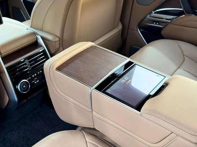 New Land Rover Range Rover P530 MHEV V, 4.4 l, 2025 in Dubai by Auto Bank Motors, Black color. Korean Specs | AUTO.AE