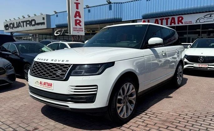 Подержанный Land Rover Range Rover IV Рестайлинг, 5.0 л, 2020 в Дубае от Ignite Used Cars Белый цвет. GCC | AUTO.AE