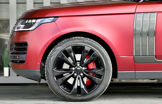 Used Land Rover Range Rover SV IV Facelift, 5.0 l, 2019 in Dubai by Prestige motors, Red color. Other | AUTO.AE
