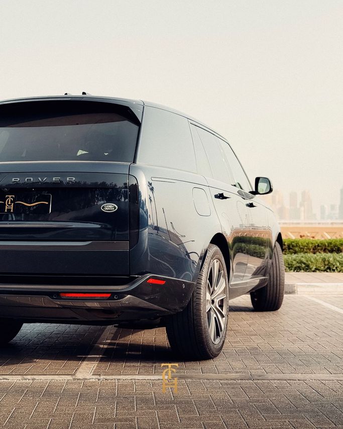 Used Land Rover Range Rover P400 MHEV LONG V, 3.0 l, 2023 in Dubai by TCH MOTORS, Navy Blue color. American Specs | AUTO.AE