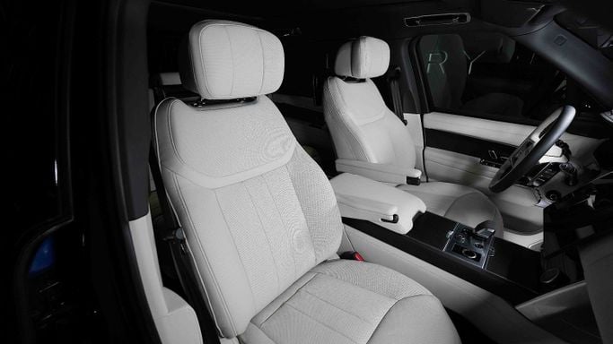 Новый Land Rover Range Rover P530 MHEV LONG V, 4.4 л, 2023 в Дубае от Dourado Luxury Car Синий цвет. Европейская | AUTO.AE