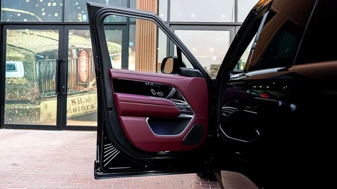 Новый Land Rover Range Rover P530 MHEV V, 4.4 л, 2025 в Дубае от 8 Ba Motors Черный цвет. Other | AUTO.AE