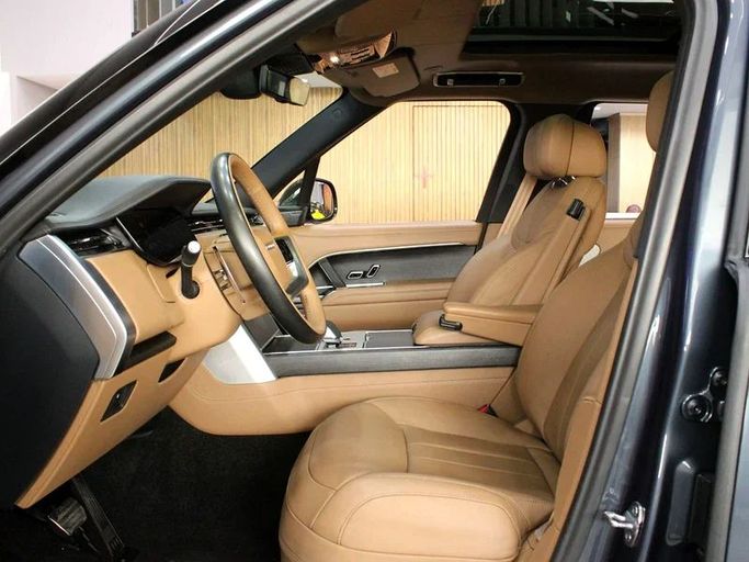 Новый Land Rover Range Rover P550e V, 3.0 л, 2025 в Дубае от Hot Wheel Used Motors Серый цвет. Other | AUTO.AE