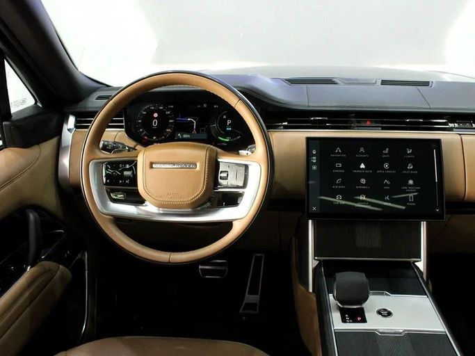 Новый Land Rover Range Rover P550e V, 3.0 л, 2025 в Дубае от Hot Wheel Used Motors Серый цвет. Other | AUTO.AE