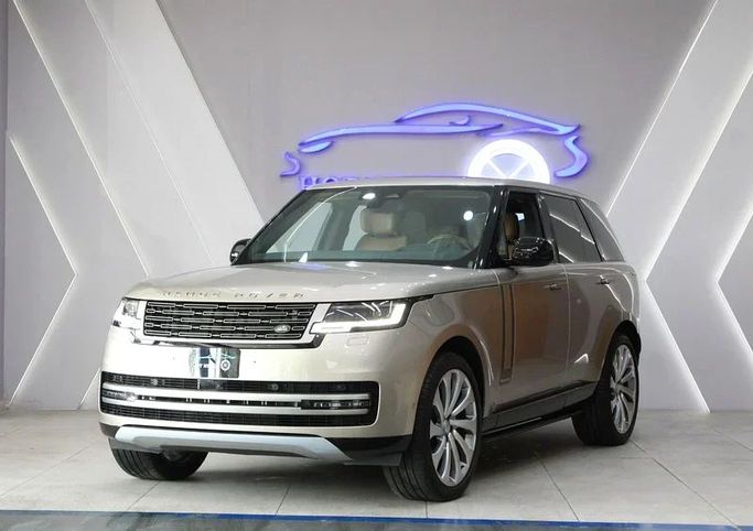 Подержанный Land Rover Range Rover P530 MHEV V, 4.4 л, 2024 в Дубае от Hot Wheel Used Motors Бежевый цвет. Other | AUTO.AE