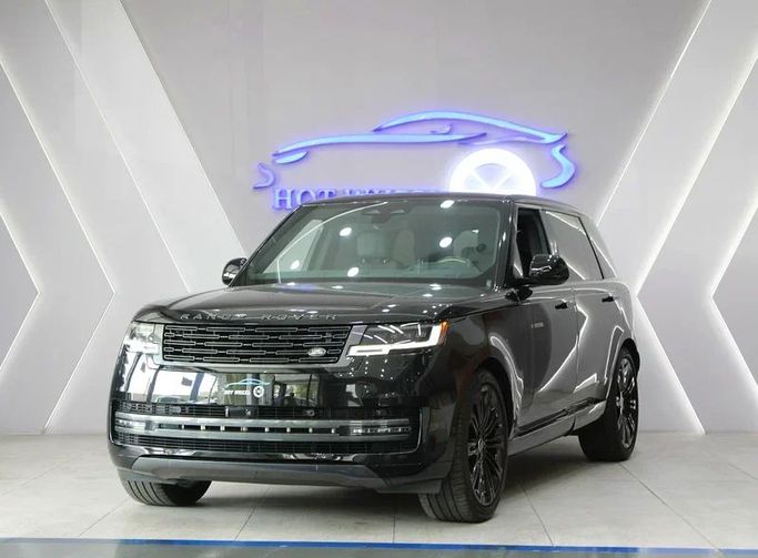Подержанный Land Rover Range Rover P400 MHEV V, 3.0 л, 2024 в Дубае от Hot Wheel Used Motors Черный цвет. Other | AUTO.AE