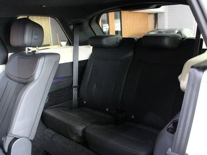 Подержанный Land Rover Range Rover P400 MHEV V, 3.0 л, 2024 в Дубае от Hot Wheel Used Motors Черный цвет. Other | AUTO.AE