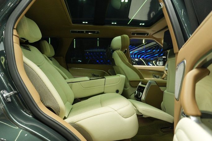 Новый Land Rover Range Rover P615 MHEV V, 4.4 л, 2024 в Дубае от Carbon Edition Motors Зеленый цвет. Other | AUTO.AE