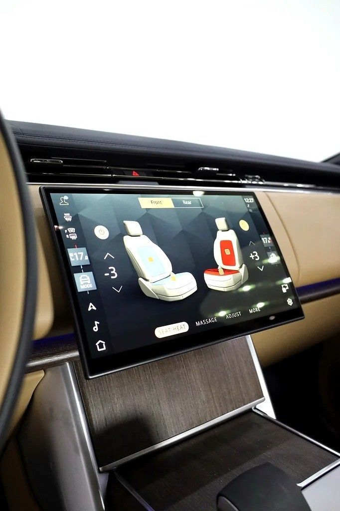 Новый Land Rover Range Rover P530 MHEV V, 4.4 л, 2025 в Дубае от Al Faris Motors Белый цвет. Other | AUTO.AE