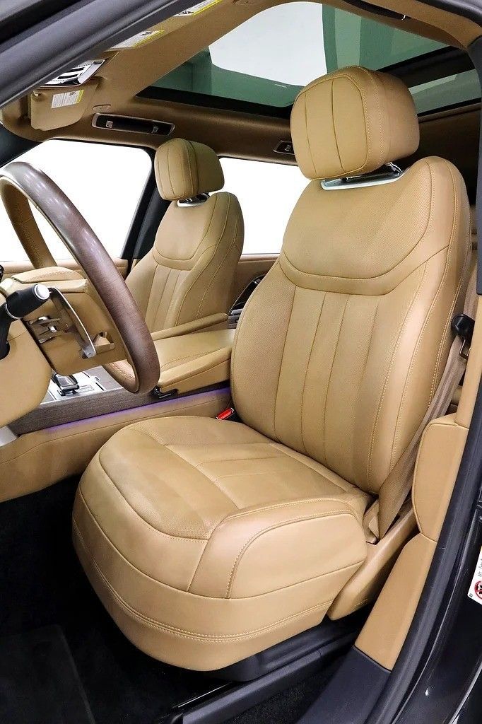 Подержанный Land Rover Range Rover P530 MHEV V, 4.4 л, 2025 в Дубае от Al Faris Motors Серый цвет. Other | AUTO.AE