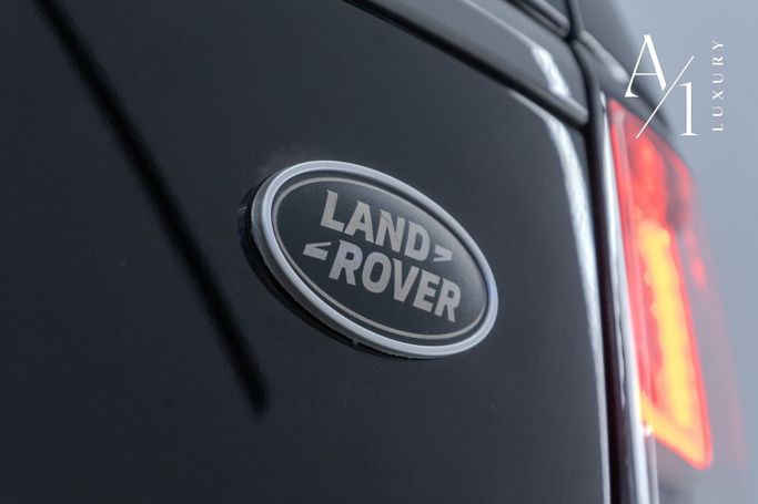 Подержанный Land Rover Range Rover P360 IV Рестайлинг, 3.0 л, 2021 в Дубае от A1 Luxury Motors Черный цвет. GCC | AUTO.AE