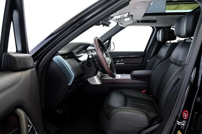 New Land Rover Range Rover P530 MHEV V, 4.4 l, 2025 in Dubai by Exotic Cars, Black color. Other | AUTO.AE