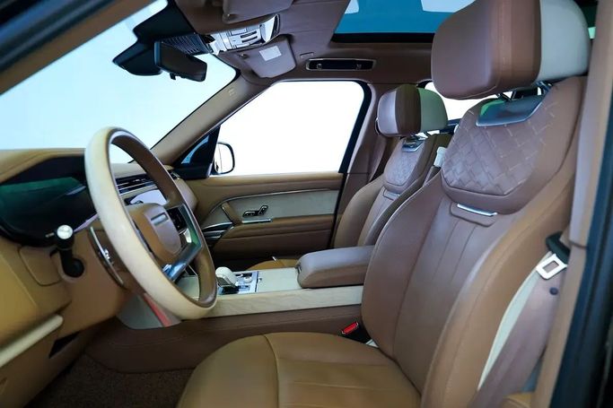 Used Land Rover Range Rover P530 MHEV V, 4.4 l, 2023 in Dubai by Exotic Cars, Black color. GCC Specs | AUTO.AE