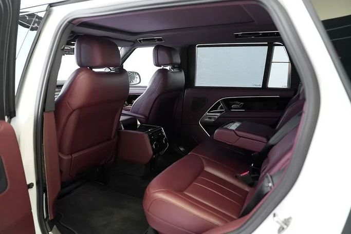 Used Land Rover Range Rover P530 MHEV V, 4.4 l, 2023 in Dubai by Exotic Cars, White color. GCC Specs | AUTO.AE