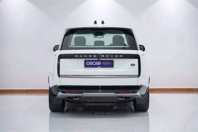 Used Land Rover Range Rover P530 MHEV V, 4.4 l, 2023 in Dubai by Oscar Motors, White color.  | AUTO.AE